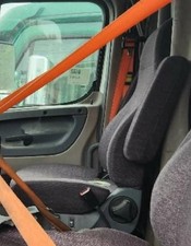 Replaces 2013 Freightliner Cascadia 125 Front Seat Ga Replaces 2013 Freightliner Cascadia 125 Front Seat Ga