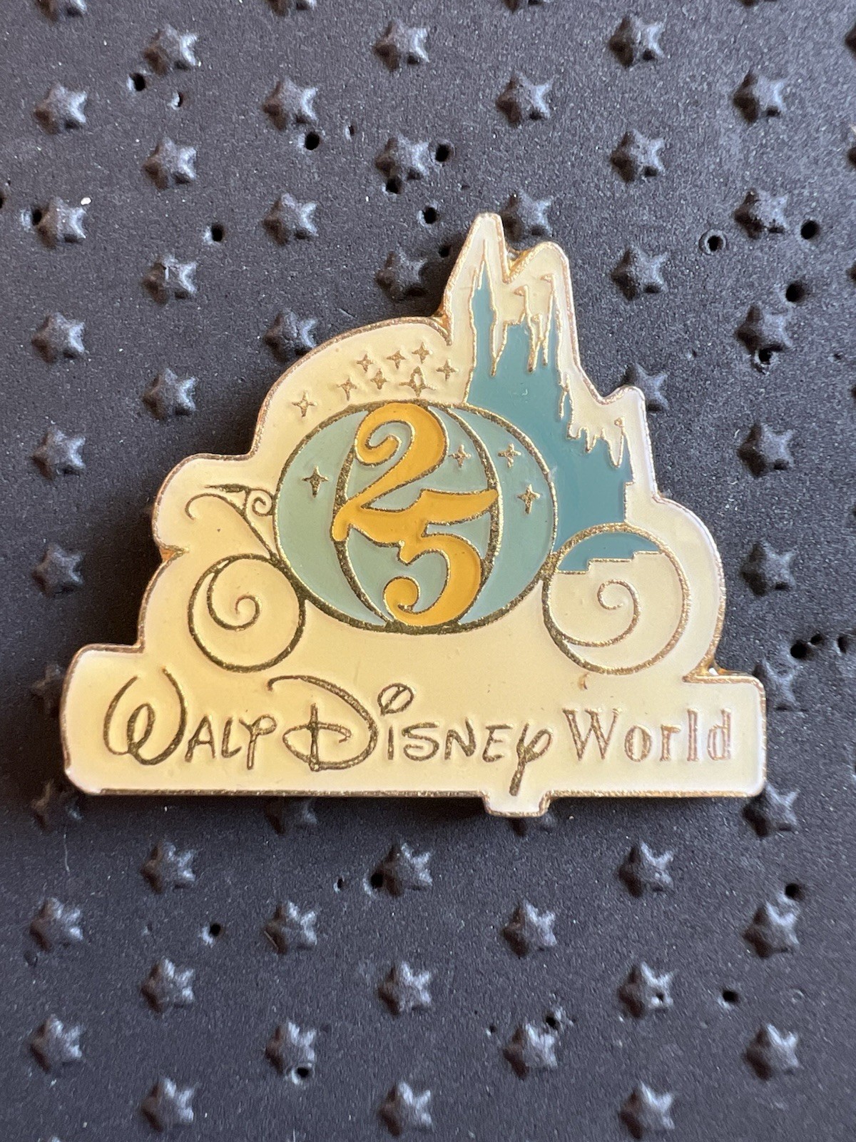 Vintage 1971-1996 Disney World 25th Anniversary Commemorative Pin