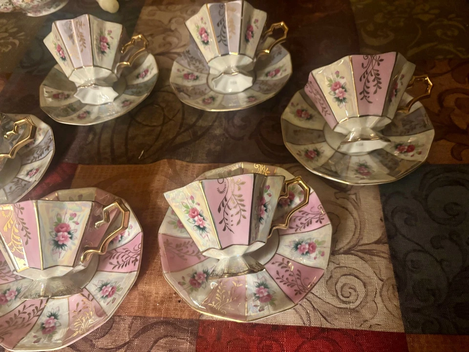 RARE Lefton Tea Set (6 Cups & Saucers) – Early Crown Mark – Reg. U.S. Pat. Off - Image 4 of 4