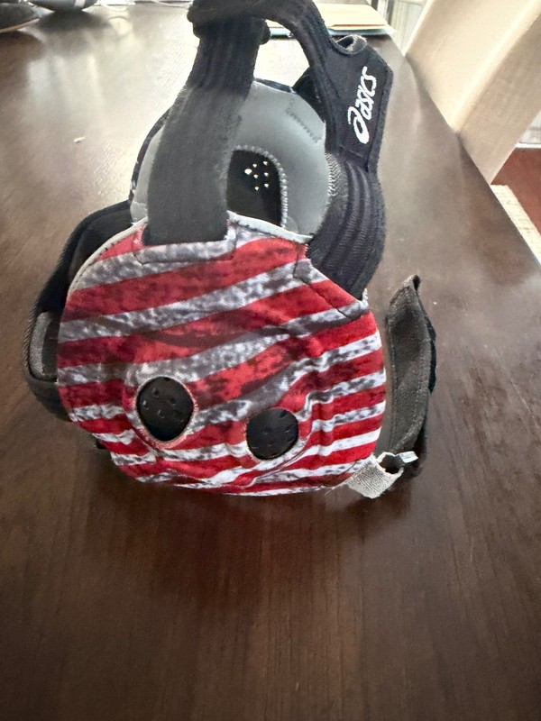 Asics Wrestling Headgear USA Flag Red White Blue Ear Guard Adjustable
