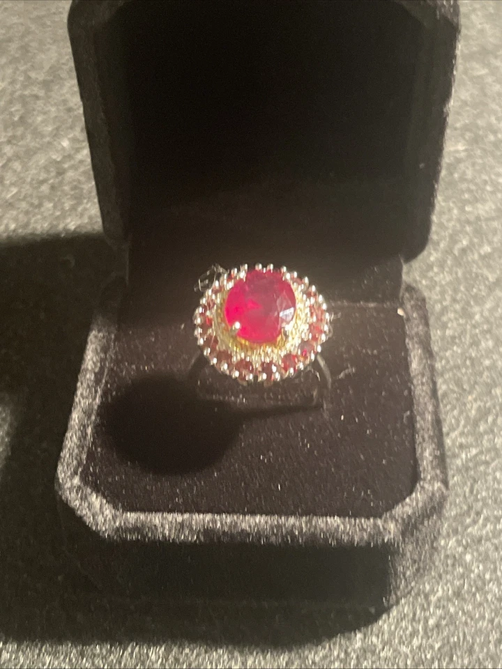 4.5 CTW Mahaleo Ruby/1.26CTW Round Halo Gems/.05CTW Yellow Diamonds Ring Size 6 - Image 4 of 4