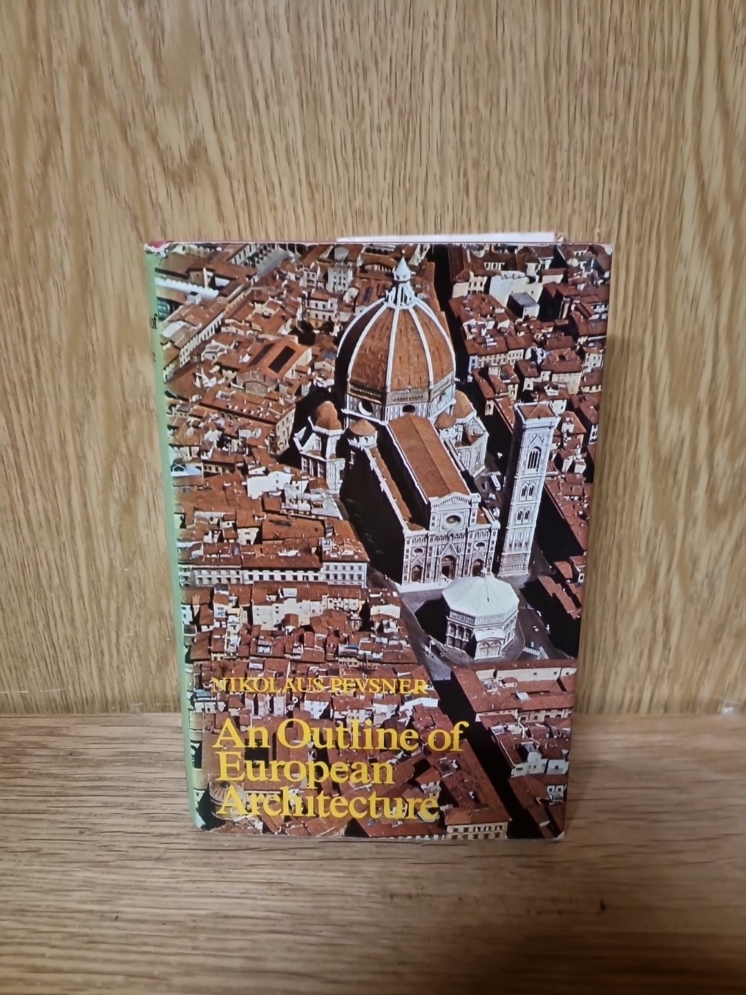 An Outline of European Architecture by Pevsner, Nikolaus Hardback Book (16e)