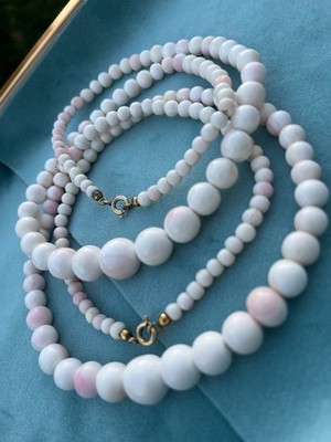 Natural ANGEL SKIN CORAL Necklace 44.8 g Vintage Pink White Coral Be