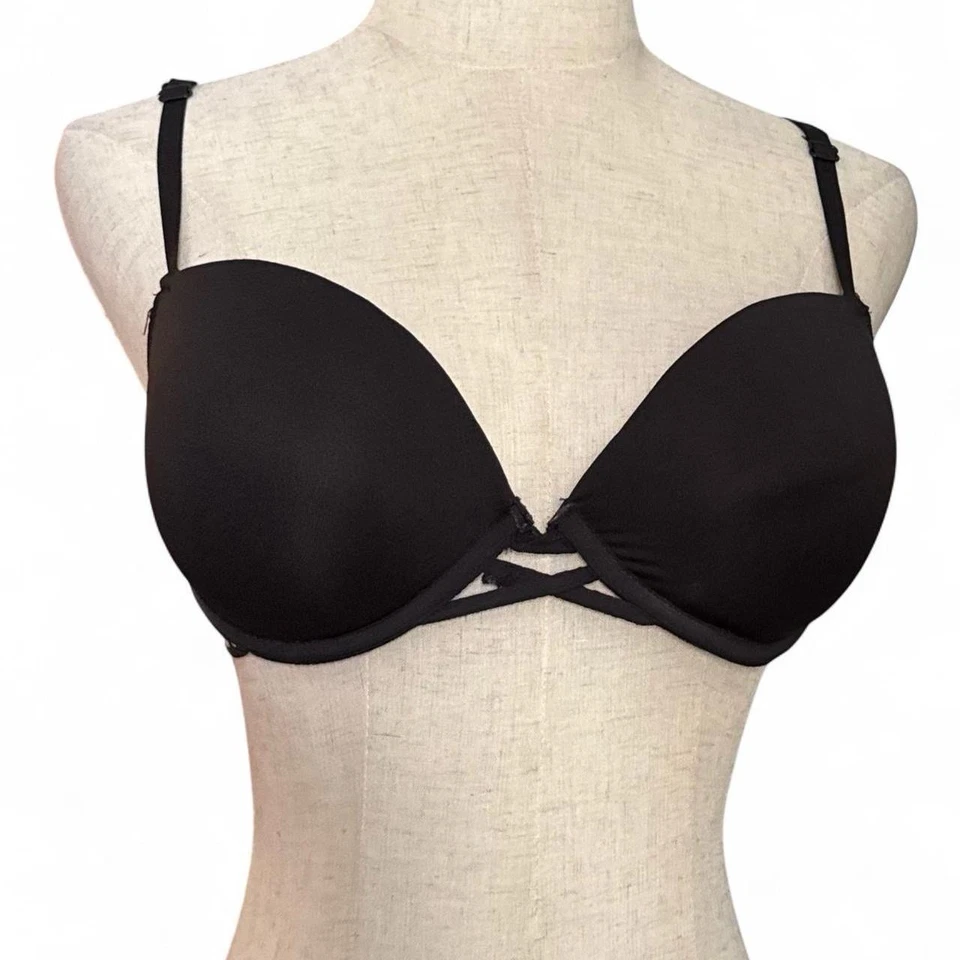 Sutiã Bebe Logo Preto Acolchoado Push Up Underwire 34B Usado Bom Estado - Imagem 2 de 4