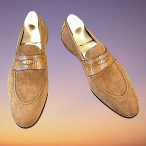 moccasin like shoe for casual wear