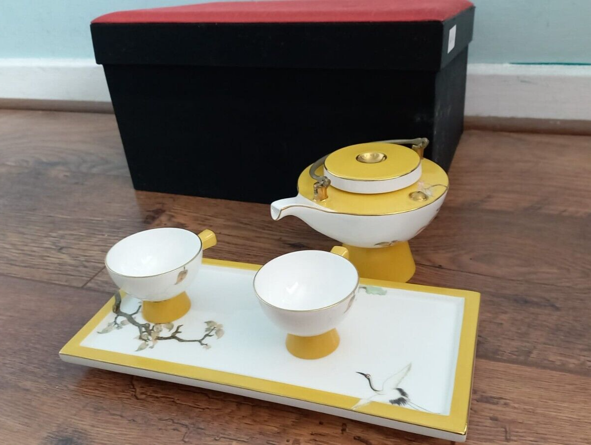 ASIANERA GONG FU BONE CHINA TEA SET TEA POT & STRAINER, TWO CUPS