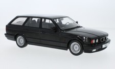 1:18 Scale BMW 5 E34 Touring 1991 Black Road Vehicles