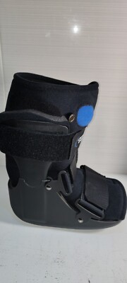 NEW United Ortho Air Stabilizer Ankle Boot Black  Size X-small!