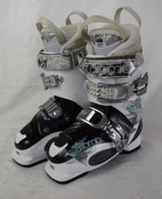 ATOMIC LIVEFIT SKI BOOTS 70 WOMEN SIZE 23.5/6.5