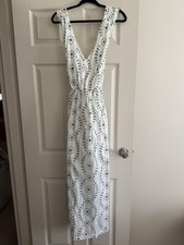 Universal Thread White Green Floral Maxi Dress M Sleeveless Crisscross Back