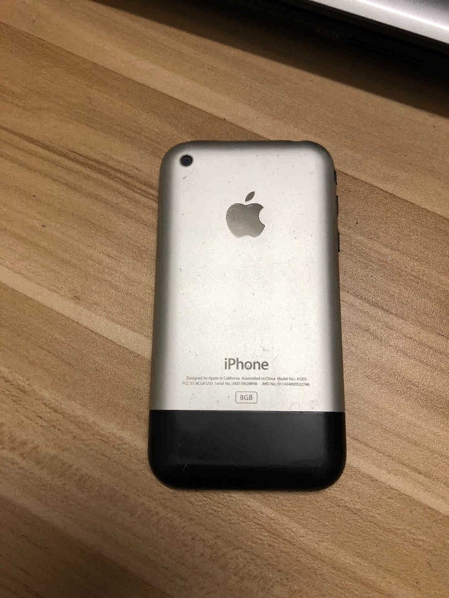 Apple iphone 2G 1st Generation 8GB sliver (Unlocked) Full