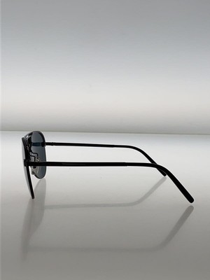 Louis Vuitton Clockwise Z1019E Dark Gun Monogram Sunglasses  display picture 3
