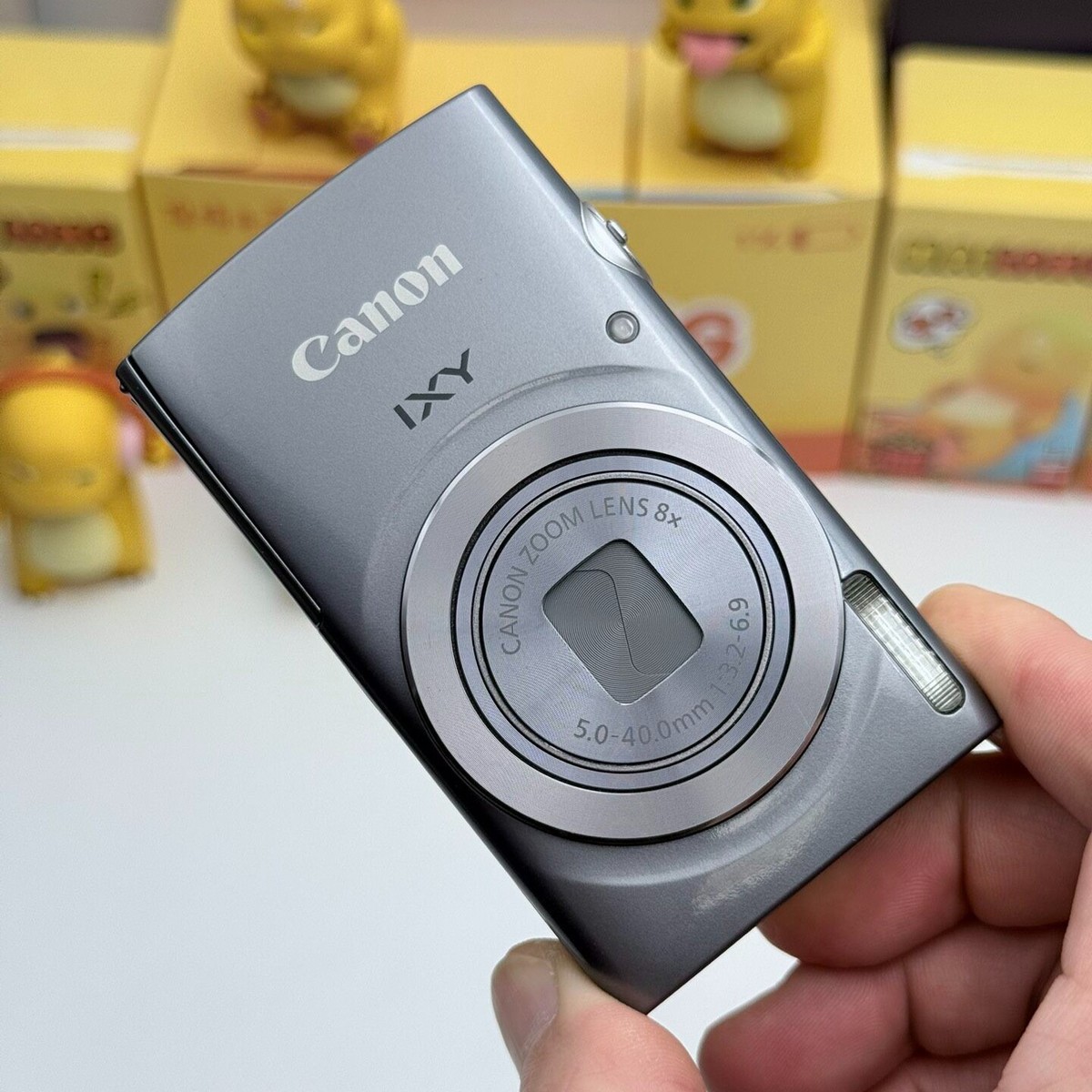 Canon PowerShot ELPH 160 / IXUS 160 20.0MP Digital Camera - Silver