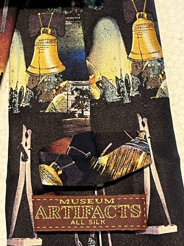 Museum Artifacts Silk Tie Philadelphia Brotherly Love Rocky Liberty Bell - Picture 7 of 12
