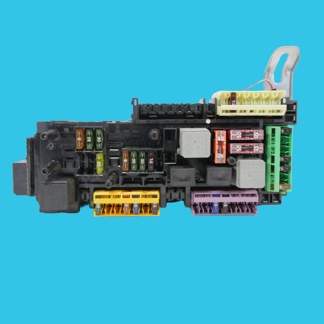 ✅ 10-11 Mercedes W207 E350 E550 Rear Fuse Relay Box SAM Assembly 2129000001 OEM