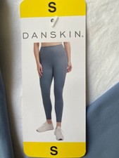 Danskin Women's Lightweight Tight with Pockets size S