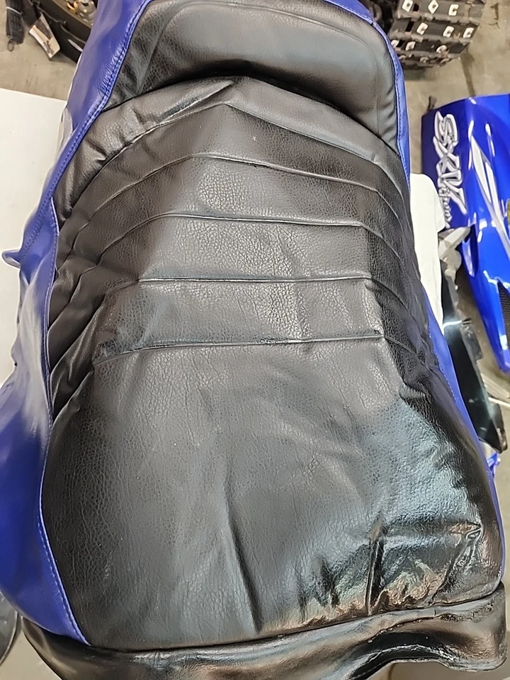 Funda asiento yamaha srx 700 Foto 4 de 4