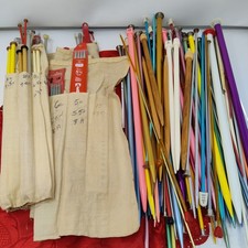 HUGE LOT OF VINTAGE KNITTING NEEDLES ALL SIZES LOTS OF BRANDS