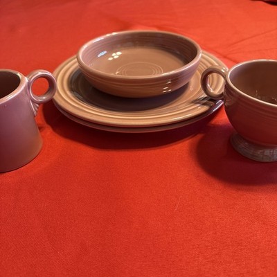 Vtg Fiesta HLC FiestaWare USA Rose 5 Pc Set Cup Plates Bowls Creamer Read