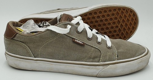 Vans Off The Wall Low Canvas Trainer 
