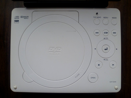 Toshiba SDP74SWB Portable DVD Player With Remote Control SE-R0367 White - Parts - Picture 5 of 9