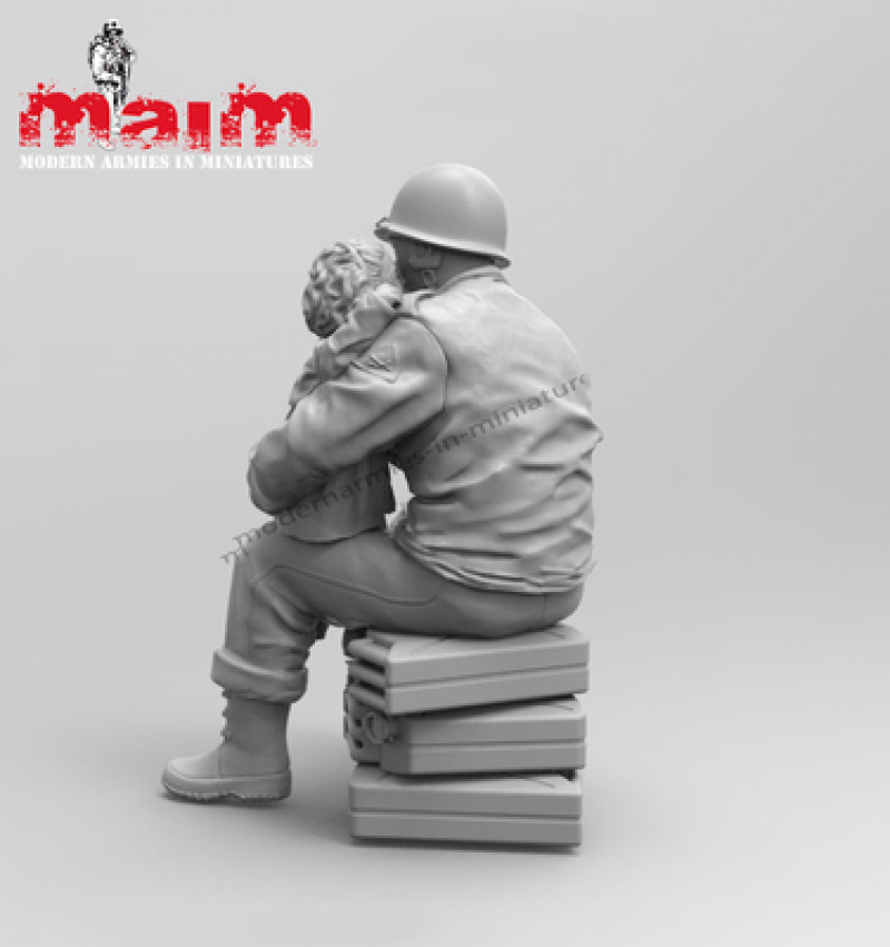 Risjc 1/16 120mm Seated Resin Soldier Model of World War II Tank Soldier Unpainted Unassembled Miniature Model Kit/A06132