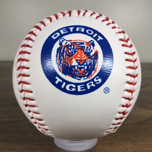 Detroit Tigers 1988 Vintage Souvenir Team Logo Baseball Sports Products