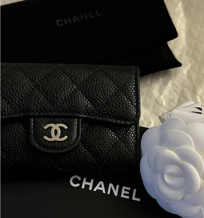 Chanel Classic Card Holder Grained Calfskin & Silver Black