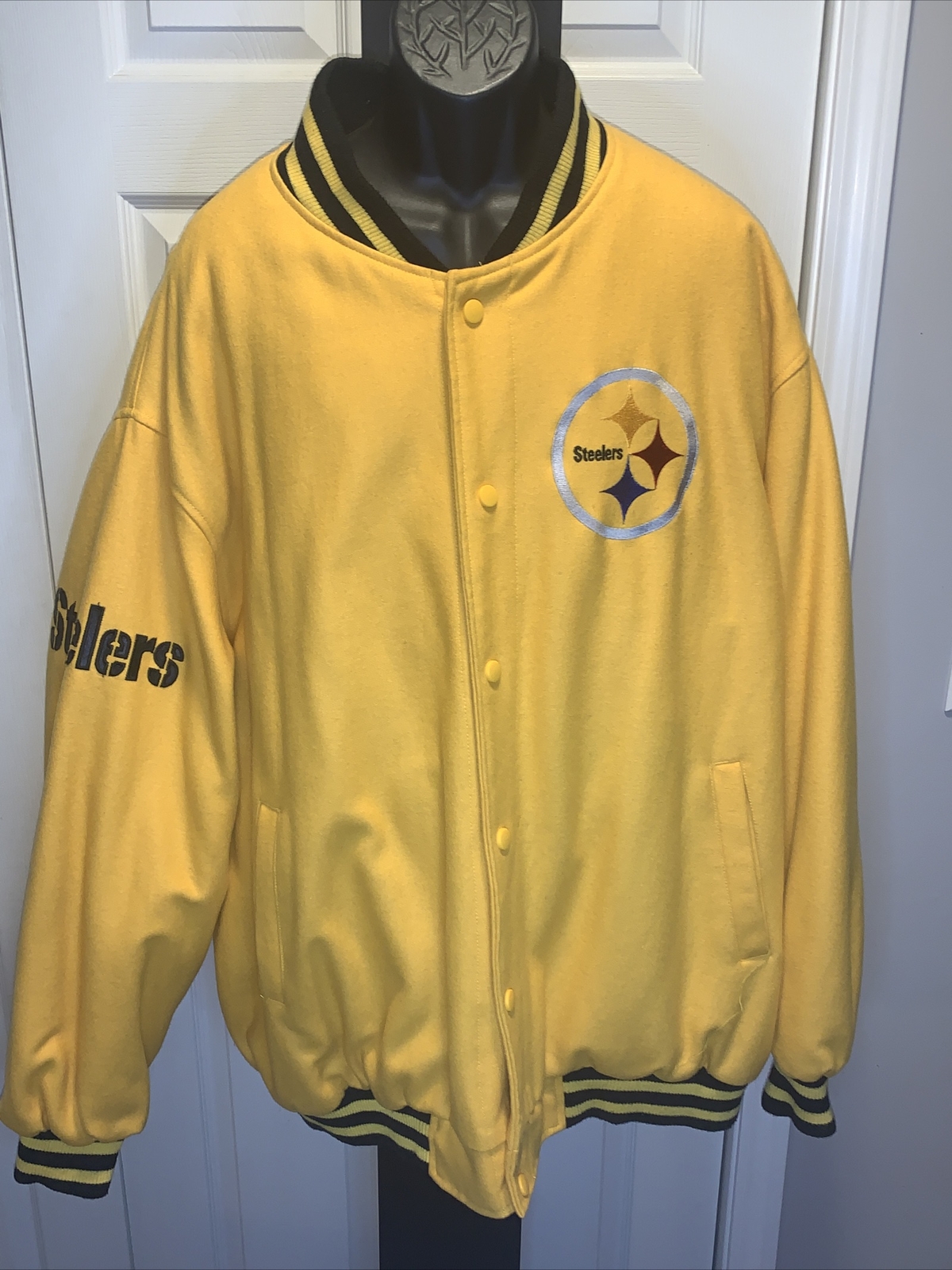 Picture 1 of 12