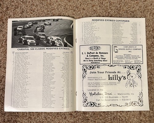 VTG 1982 Cardinal 500 Classic NASCAR Martinsville Speedway Souvenir Program - Picture 4 of 4