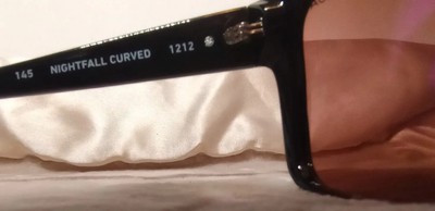 Quay Sunglasses NIGHTFALL CURVE Black Frame/BrownPink Lens  display picture 2