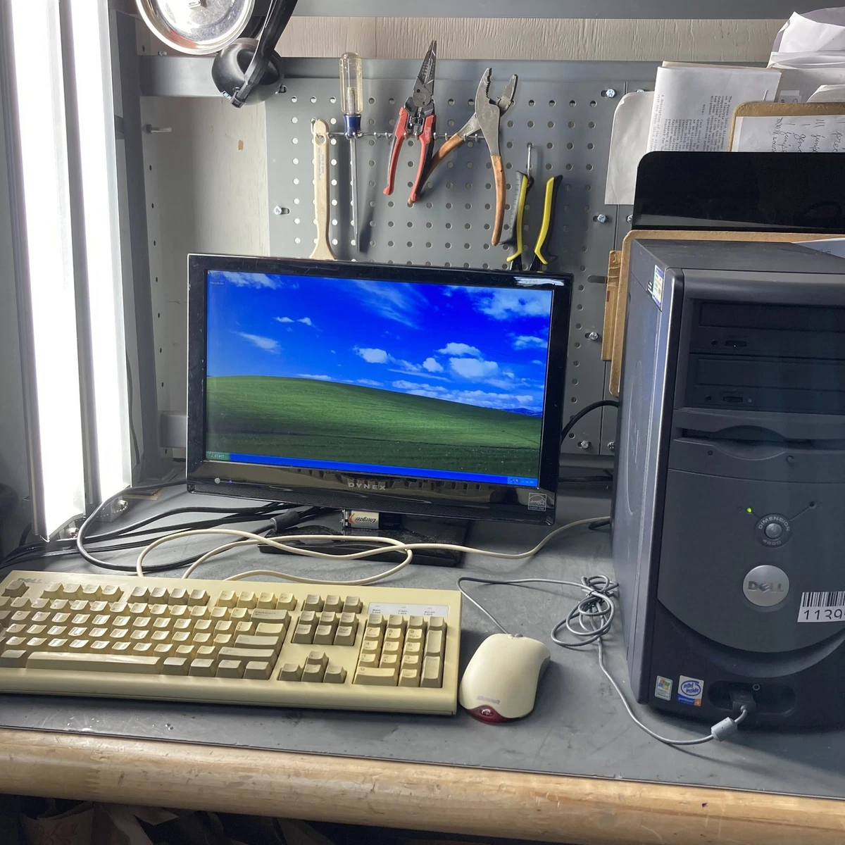 Dell Windows XP 1 GB RAM PC Desktops & All-In-One Computers for