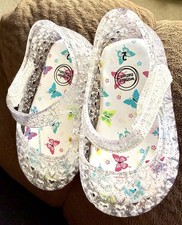 Wonder Nation, buty dziecięce, rozmiar 2, galaretki w sercach i brokacie, łatwe zamykanie