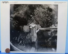 NASA PRESS PHOTO vtg STS-7 Shuttle CHALLENGER Remote Manipulator Arm SPAS-01