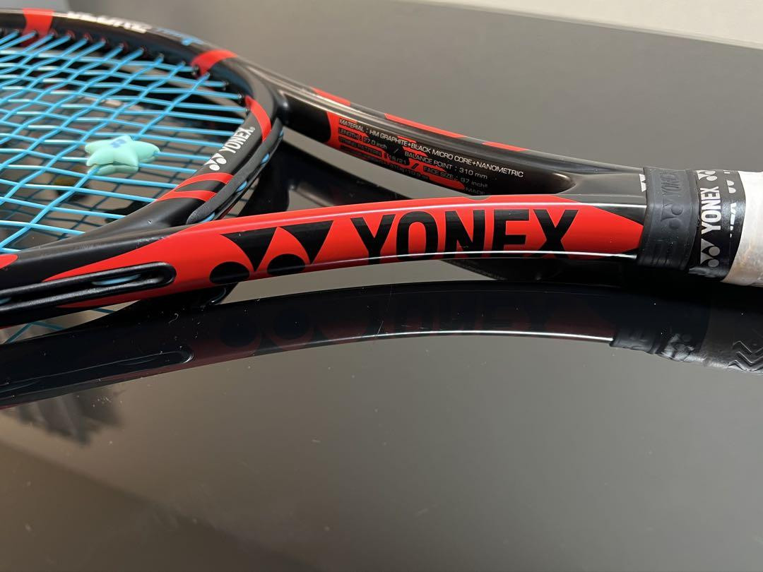 YONEX VCORE 98D & VCORE TOUR F Tennis Racquet Set of 2 Grip YONEX VCORE 98D & VCORE TOUR F Tennis Racquet Set of 2 Grip
