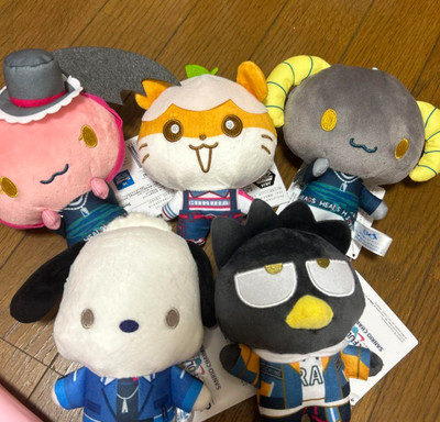 Sanrio Vivid Bad Squad Plush Doll Set Of 6 Badtz Maru Pochacco Project Sekai