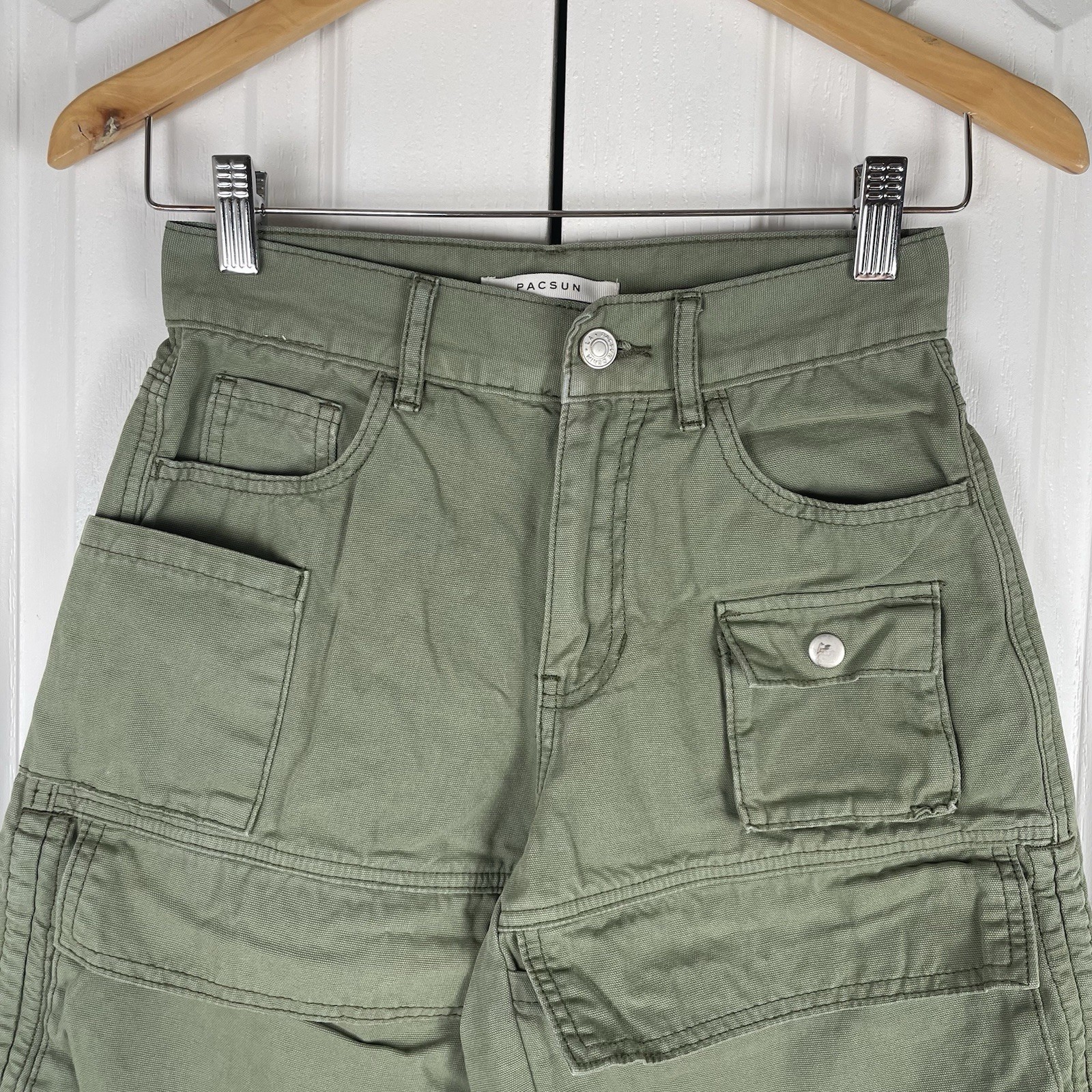 Pacsun Baggy Jordan Bermuda Cargo Shorts Women’s 23 Army Green Pockets y2k 2000s thumbnail 2