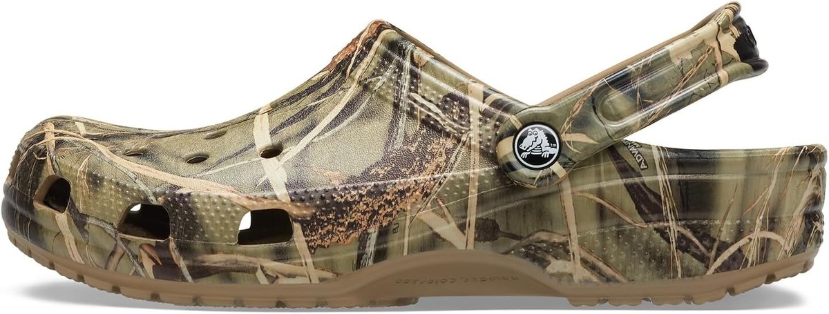 Crocs Unisex Classic Realtree Comfort Camo Casual Clogs 