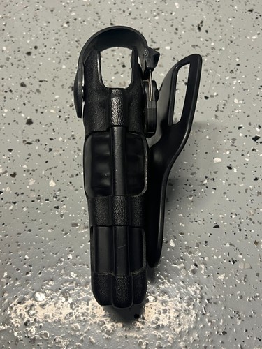 Safariland 6270-383 Level II SLS Mid-Ride Duty Holster Glock 20/21 - RH - Picture 7 of 8