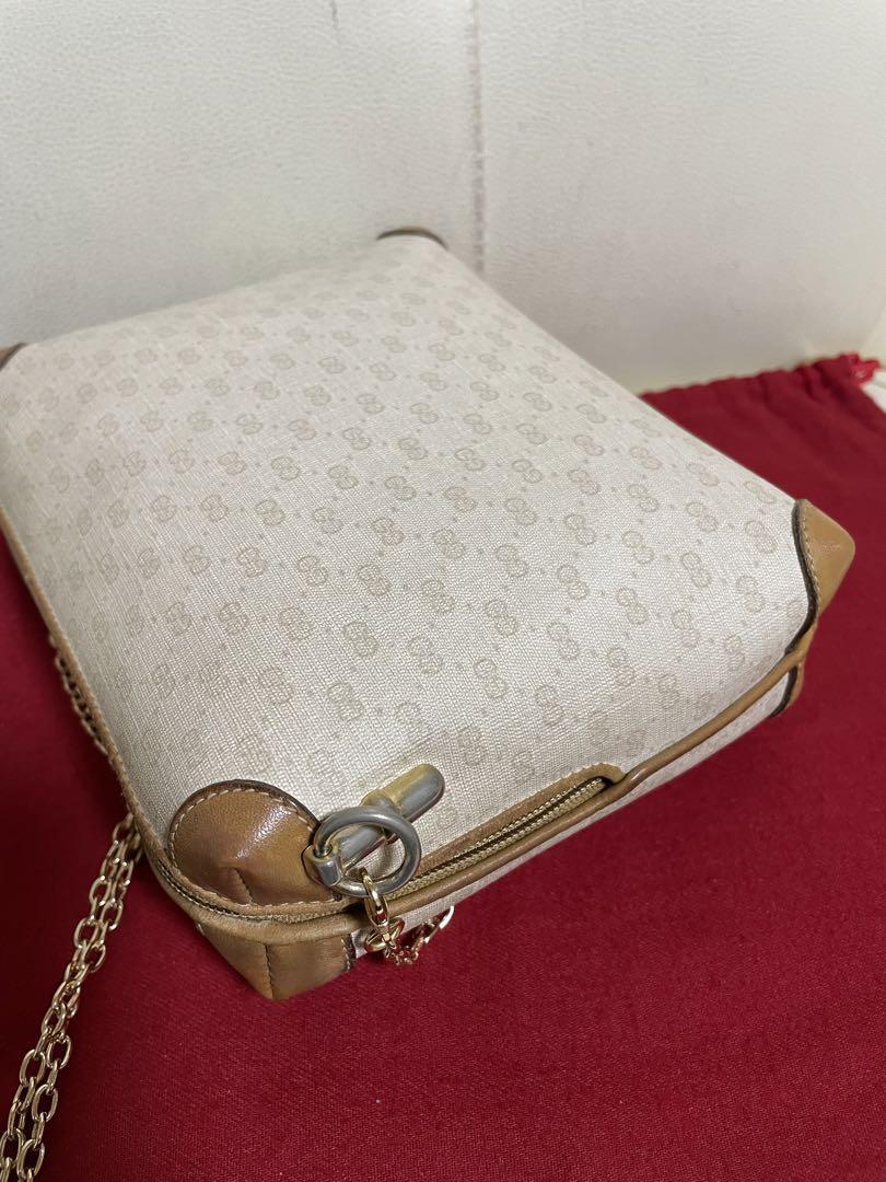 バッグ Gucci Vintage Gucci Vintage Maroon Leather and GG Logo Monogram Fabric