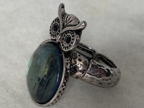 Owl Silver Tone Stretchable Ring with Green Black Stone Black Eyes 1.2" - Picture 9 of 12