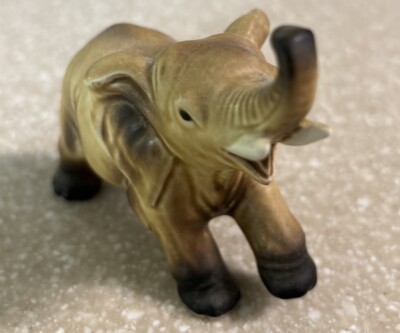 Vintage LEFTON Elephant Figurine Trunk Up H6980 Japan 3