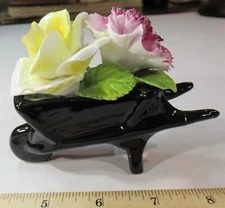 Porcelain wheel barrow red yellow raised sculpted flower petals bouquet (A)