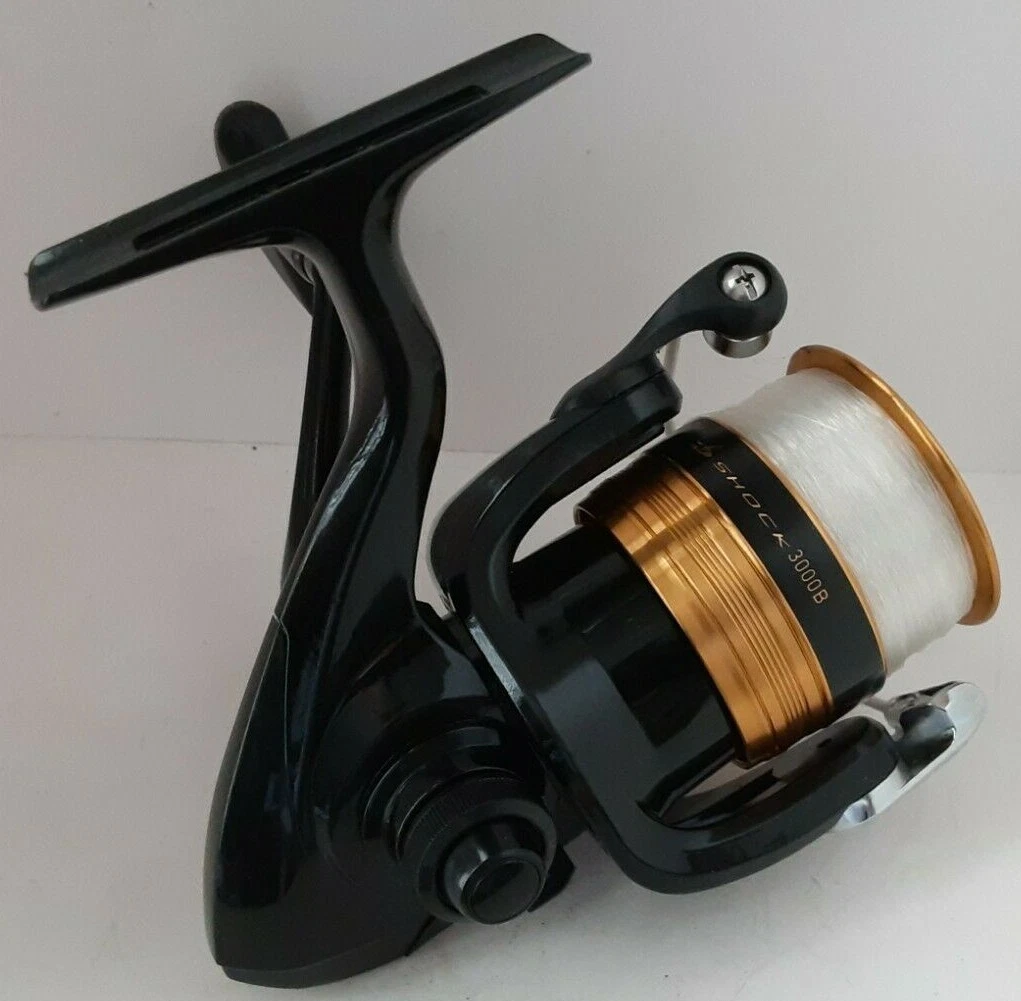 DAIWA D-SHOCK 3000B SPINNING Reel L/R Hand Retrieve Pre-spooled 8lb line