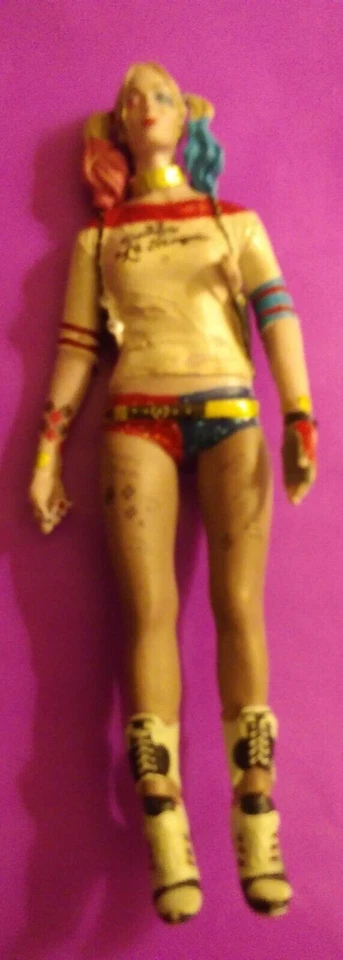 Esquadrão Suicida-Harley Quinn -Dobrável/Poseável -Figura de ação -5,5"H -SEM BAT- NJC - Imagem 4 de 4