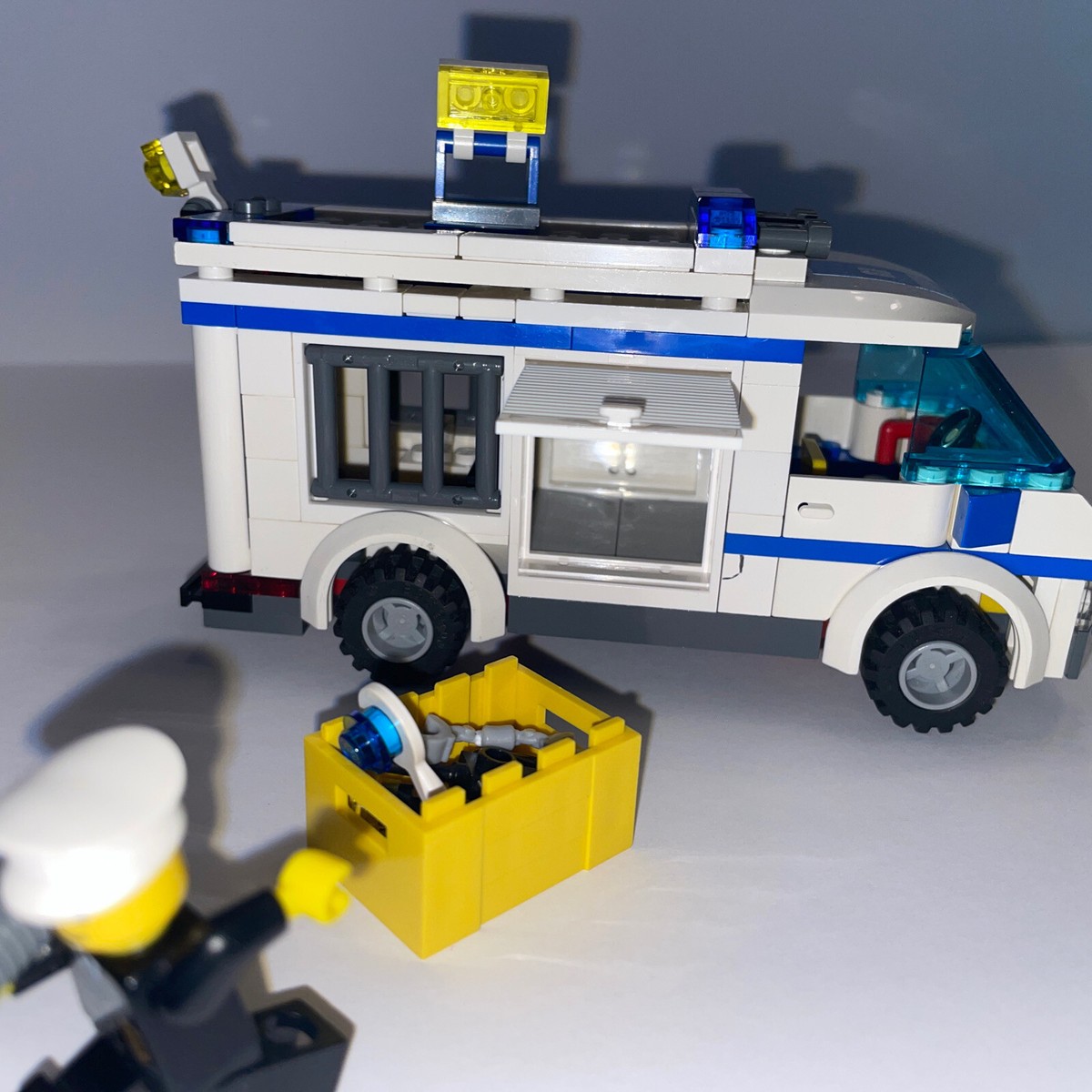 Lego City Police 7286 Prisoner Transport 100% Complete w