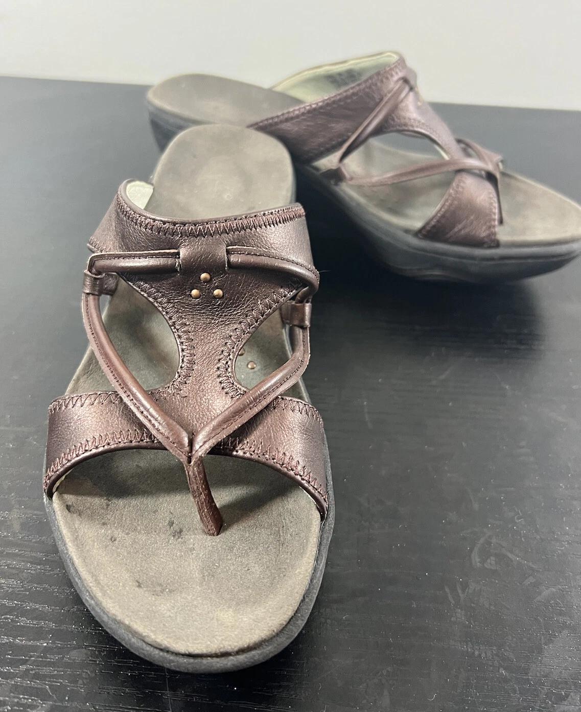 Sandali perizoma Privo By Clarks donna bronzo scuro taglia 6M