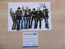 Lynyrd Skynyrd "Gary Rossington" autographs signed 20x30 cm photo ACOA