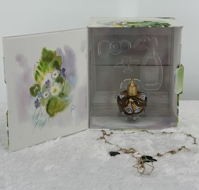 Lolita Lempicka Eau de Parfum 1.7 oz Spray + Necklace Set   Vintage Old Formula