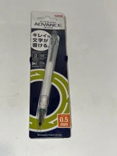 Mitsubishi Uni KURU TOGA ADVANCE 0.5mm Mechanical Pencil White Body M5-559 1P